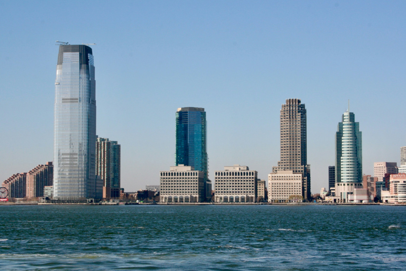 New Jersey neboticniki .z Goldman Sachs Tower na levi 6.7.2025